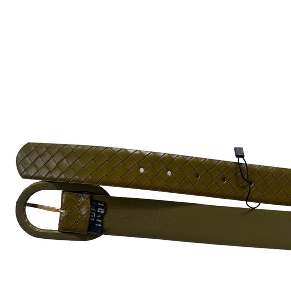 NWOT Mango Samitier Vegan Leather Woven Belt in Olive L - Picture 2 of 7